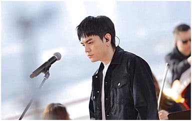 爱就一个字吉他谱_李巍V仔_G调指法弹唱谱图片