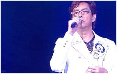 独醉街头吉他谱_谭咏麟_C调指法弹唱谱图片