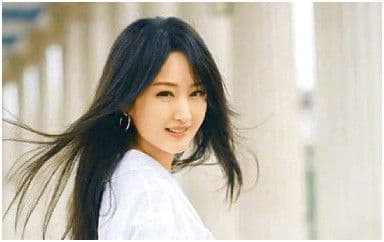 轻轻的告诉你吉他谱_杨钰莹_C调指法弹唱谱图片