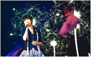 星闪闪月弯弯吉他谱_郁可唯_C调原版